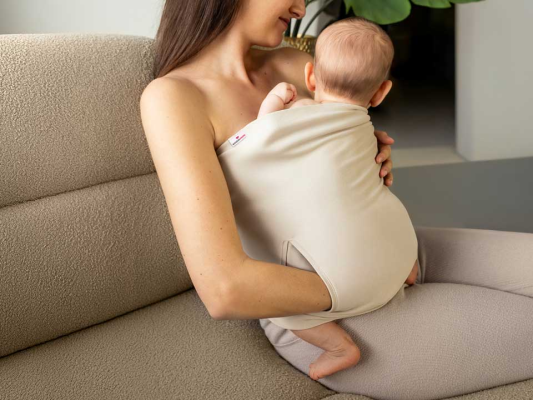 Après l\'accouchement : une proximité qui compte – avec la bande de contact peau à peau Wondermom - Après l\'accouchement : une proximité qui compte – avec la bande de contact peau à peau Wondermom