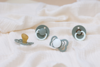 BIBS Pacifier Supreme 2 PACK Silicone_Symmetrical_0-6m_ Sage GLOW_Cloud GLOW